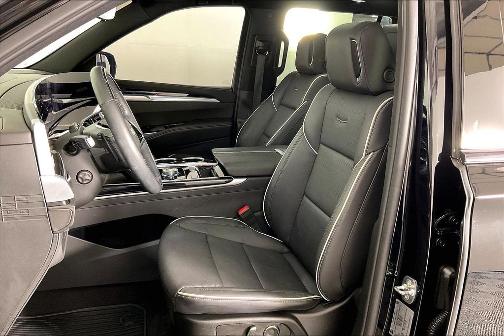 2025 Cadillac Escalade Sport