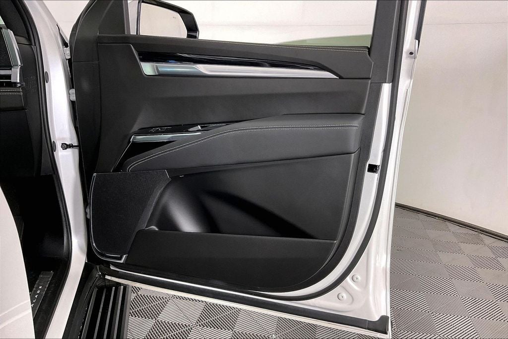 2025 Cadillac Escalade Sport