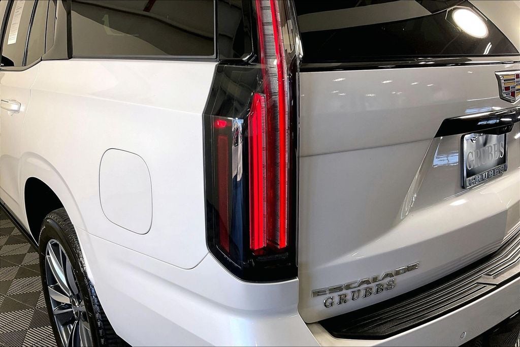 2025 Cadillac Escalade Sport