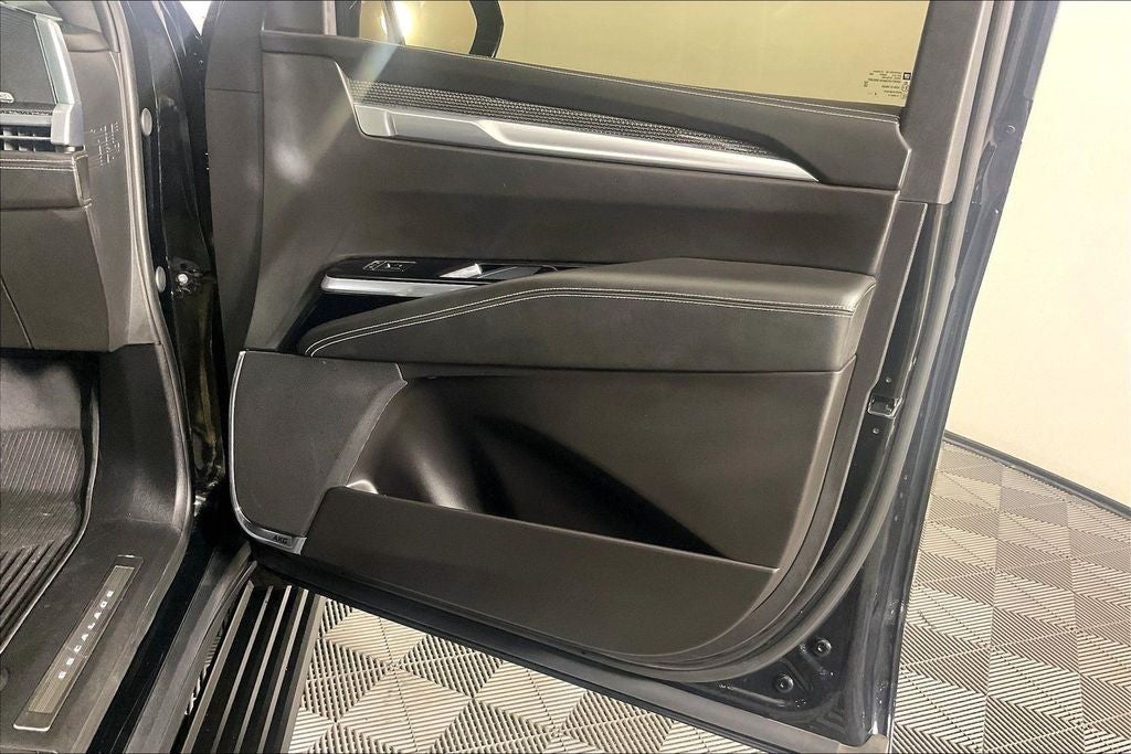 2025 Cadillac Escalade V-Series