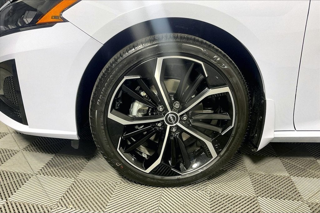 2026 Nissan Altima SR