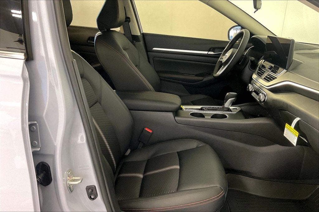2026 Nissan Altima SR
