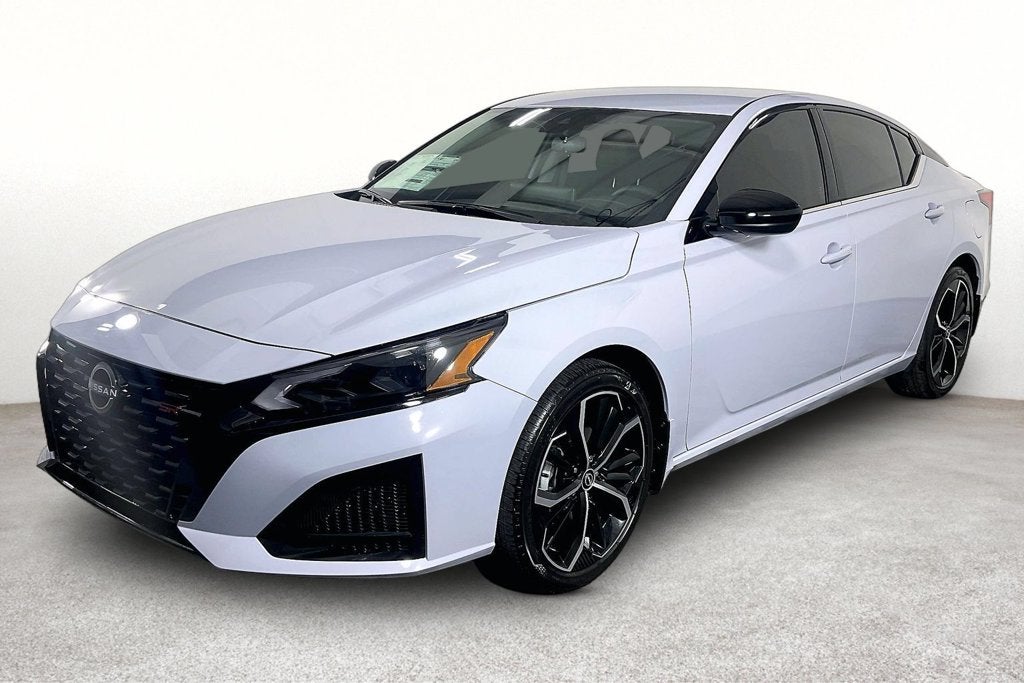 2026 Nissan Altima SR
