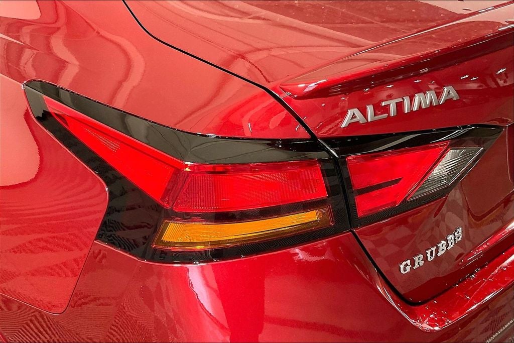 2026 Nissan Altima SR