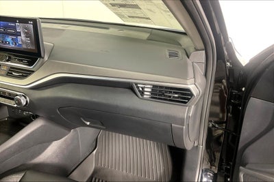 2026 Nissan Altima SR