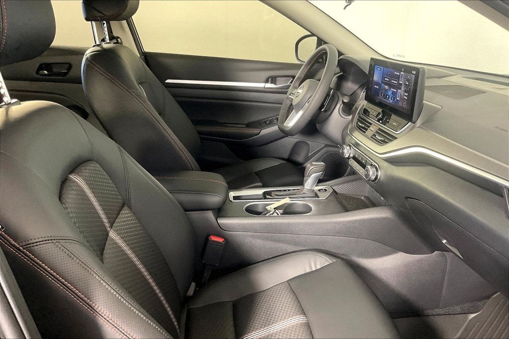 2026 Nissan Altima SR