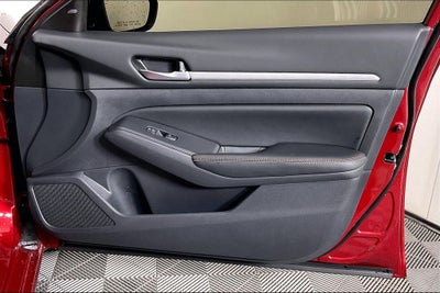 2026 Nissan Altima SR