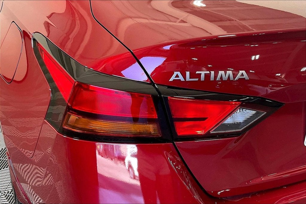 2026 Nissan Altima SR