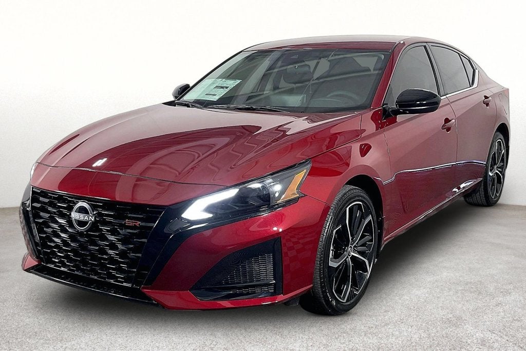 2026 Nissan Altima SR