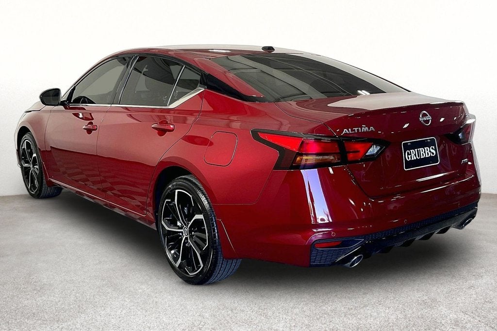 2026 Nissan Altima SR