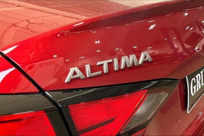 2026 Nissan Altima SR