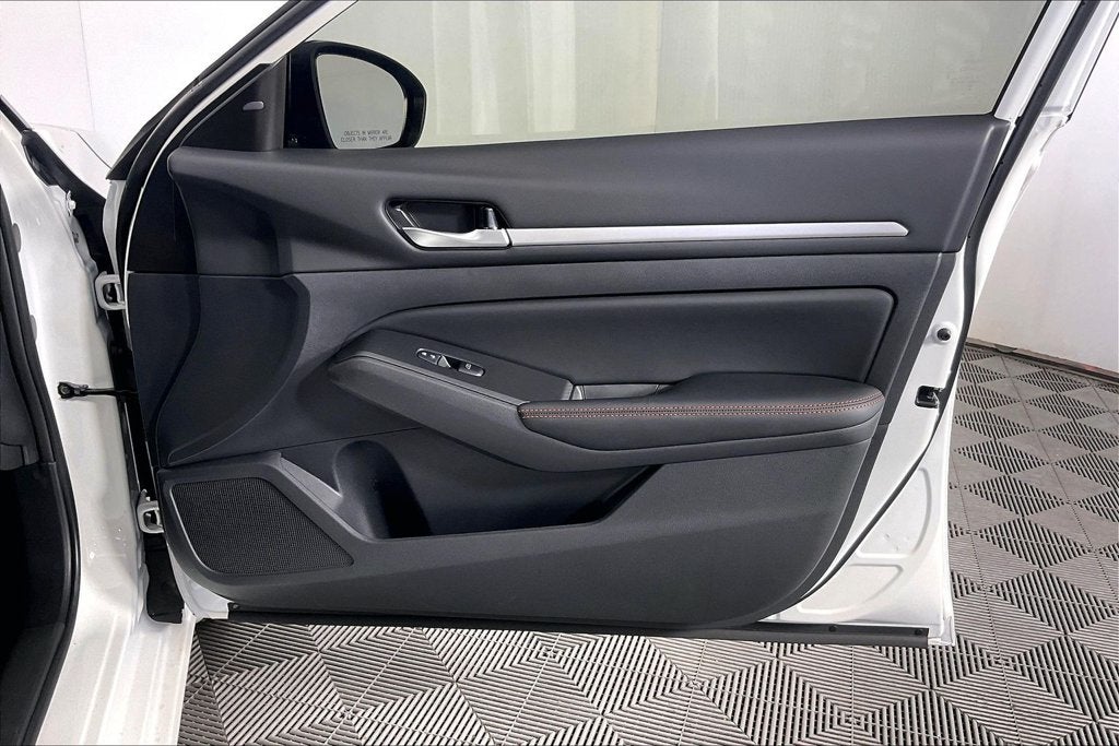 2026 Nissan Altima 2.5 SR