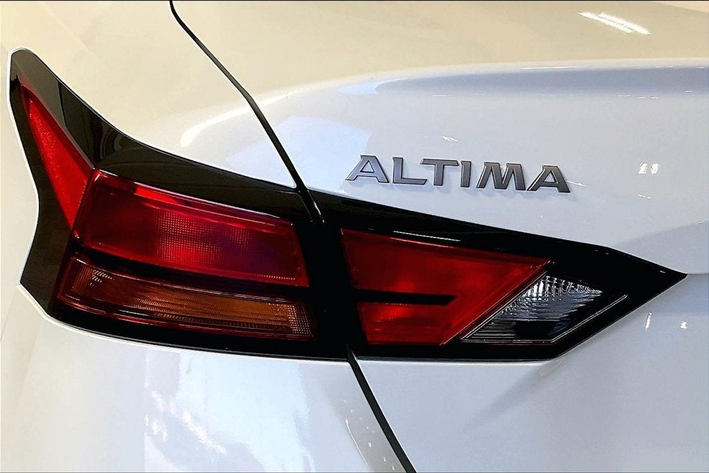 2026 Nissan Altima 2.5 SR