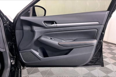 2026 Nissan Altima SR Midnight Edition®