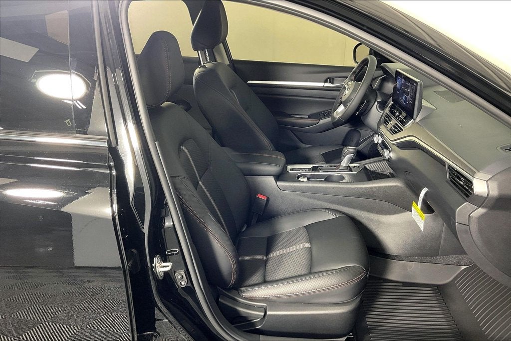 2026 Nissan Altima SR Midnight Edition®