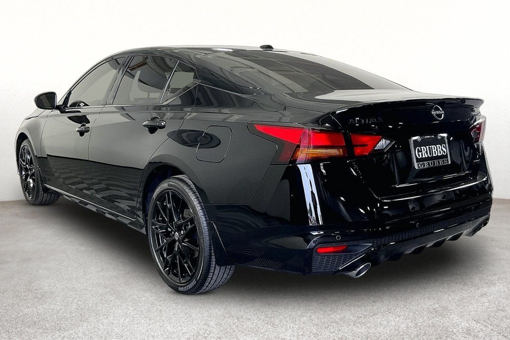2026 Nissan Altima SR Midnight Edition®