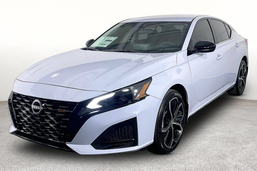 2026 Nissan Altima SR