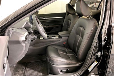 2026 Nissan Altima SR Midnight Edition®