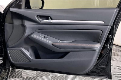 2026 Nissan Altima SR Midnight Edition®