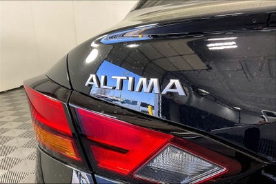 2026 Nissan Altima SR Midnight Edition®