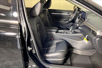 2026 Nissan Altima SR Midnight Edition®