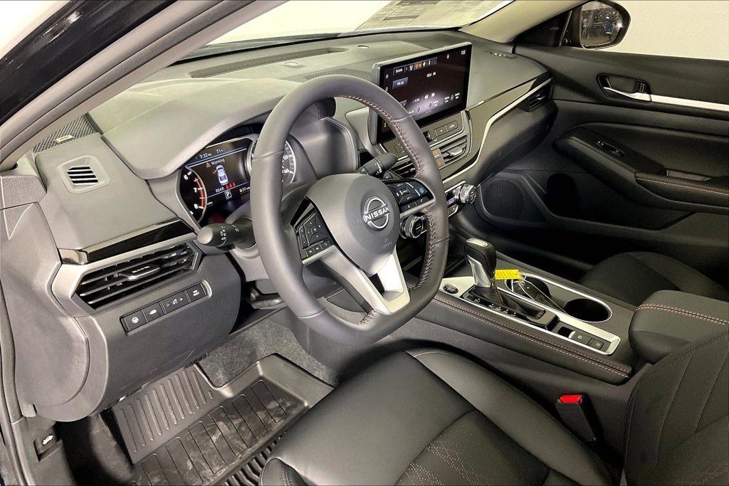 2026 Nissan Altima SR