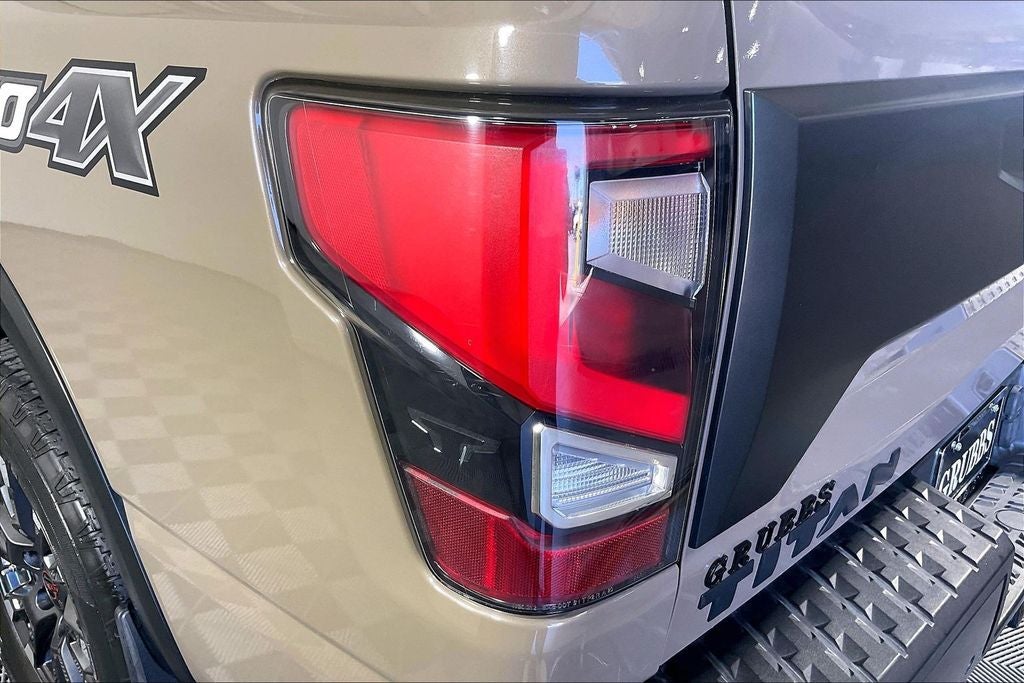 2024 Nissan Titan PRO-4X