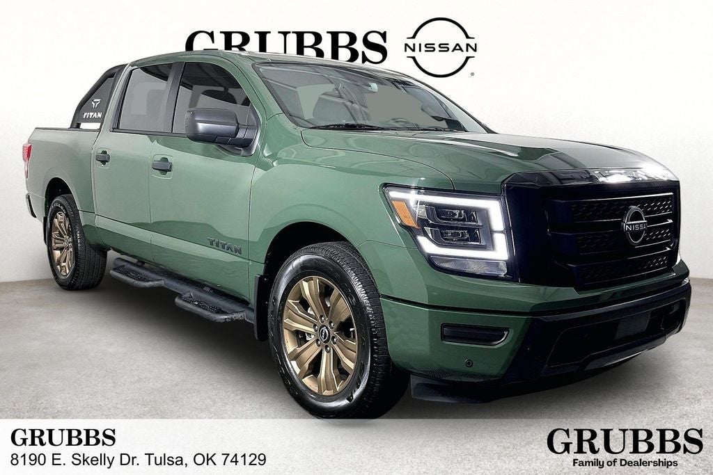 2024 Nissan Titan SV