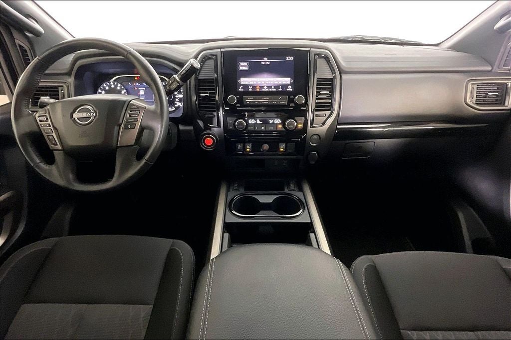 2024 Nissan Titan SV