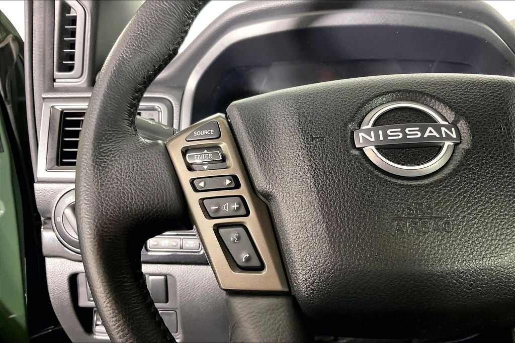 2024 Nissan Titan SV