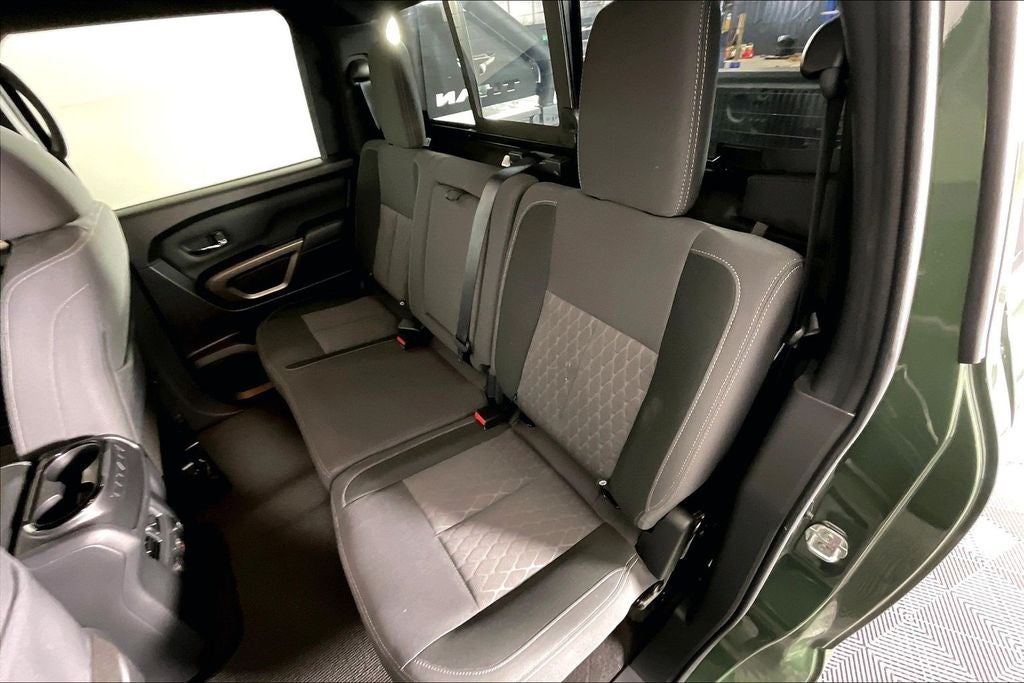 2024 Nissan Titan SV