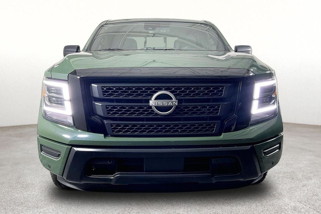 2024 Nissan Titan SV