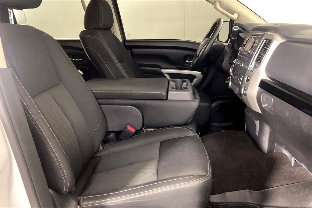 2018 Nissan Titan SV