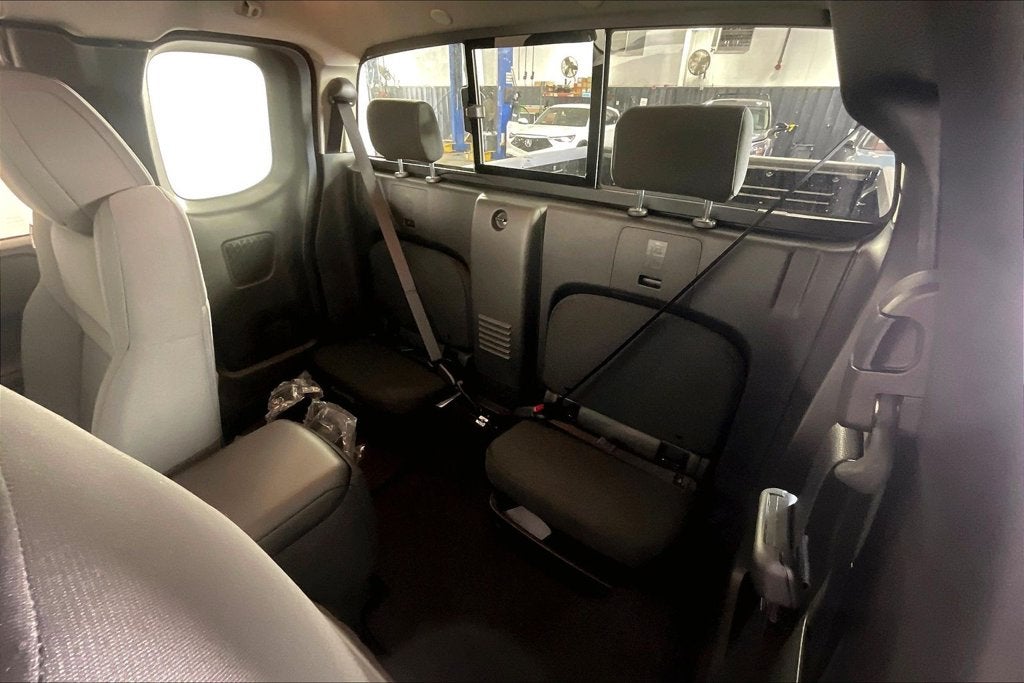 2027 Nissan Frontier S