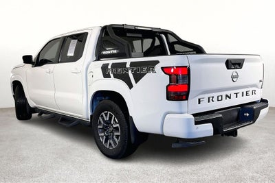 2024 Nissan Frontier SL