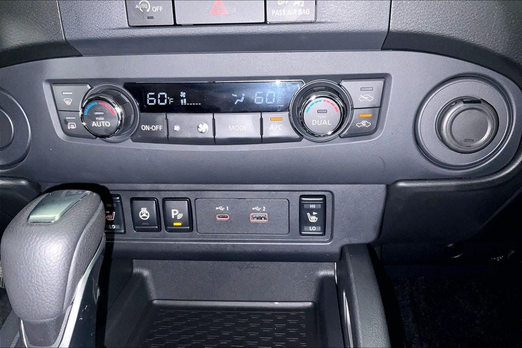 2024 Nissan Frontier SL