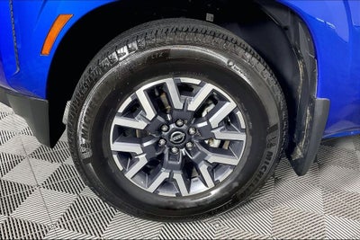 2024 Nissan Frontier SL