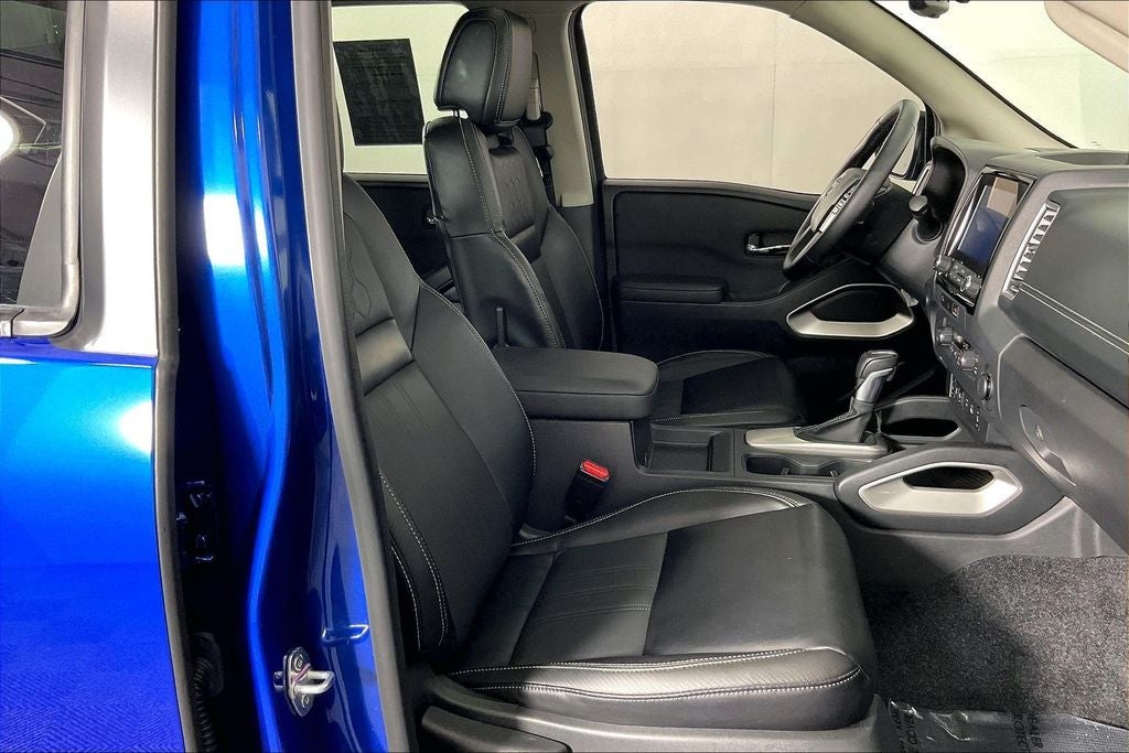 2024 Nissan Frontier SL