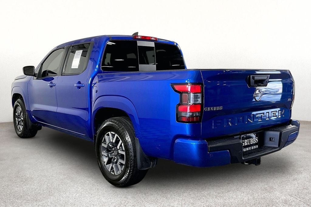 2024 Nissan Frontier SL