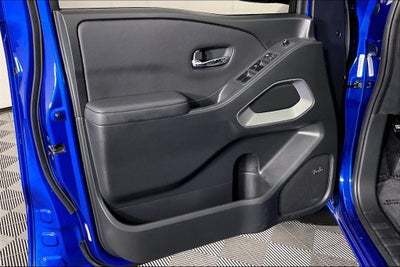 2024 Nissan Frontier SL