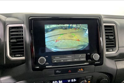 2024 Nissan Frontier SL