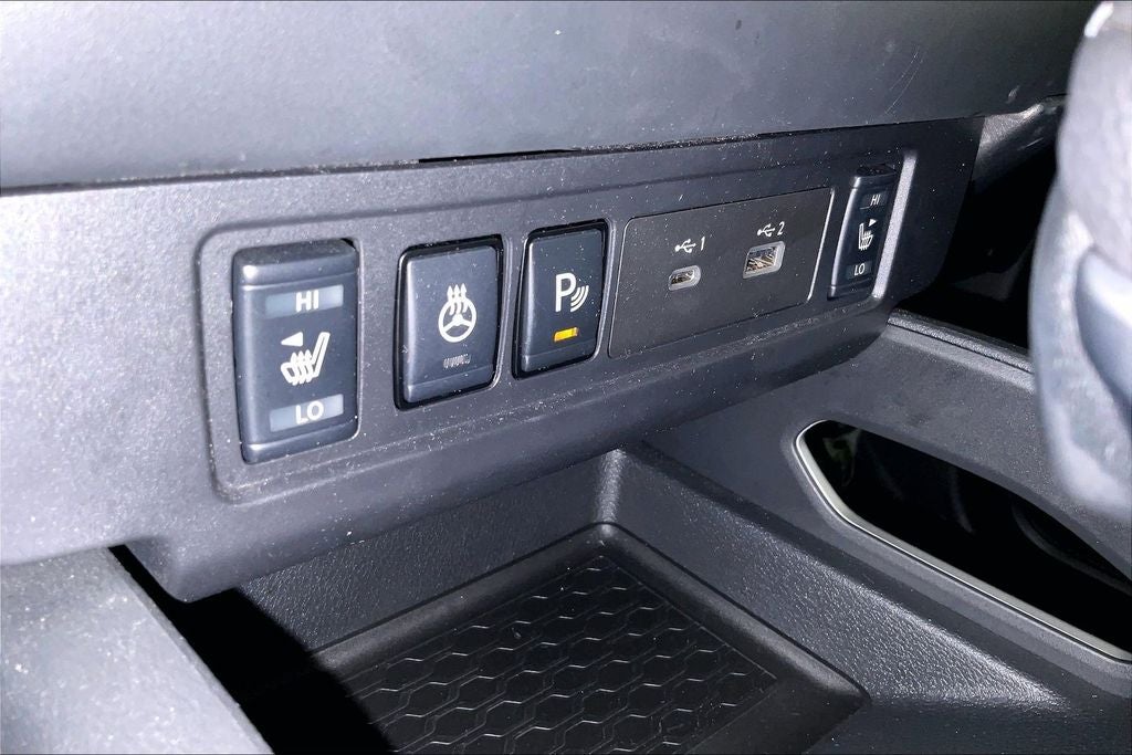 2024 Nissan Frontier SL