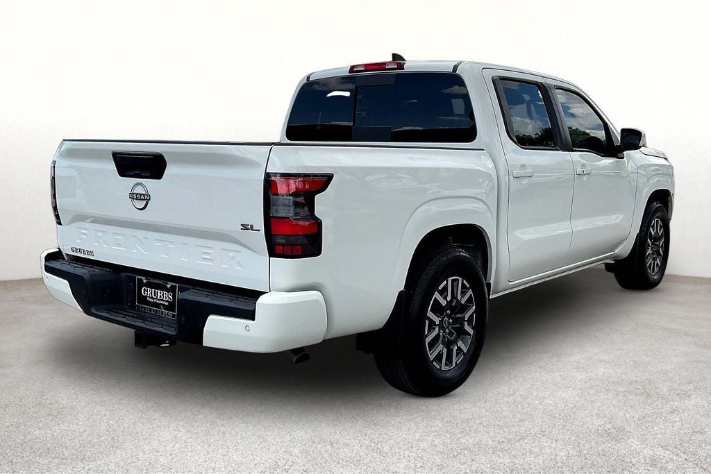 2024 Nissan Frontier Crew Cab SL