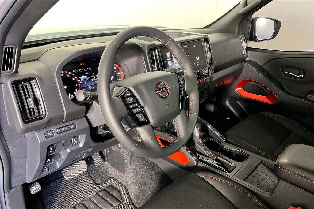 2025 Nissan Frontier Crew Cab PRO-X®