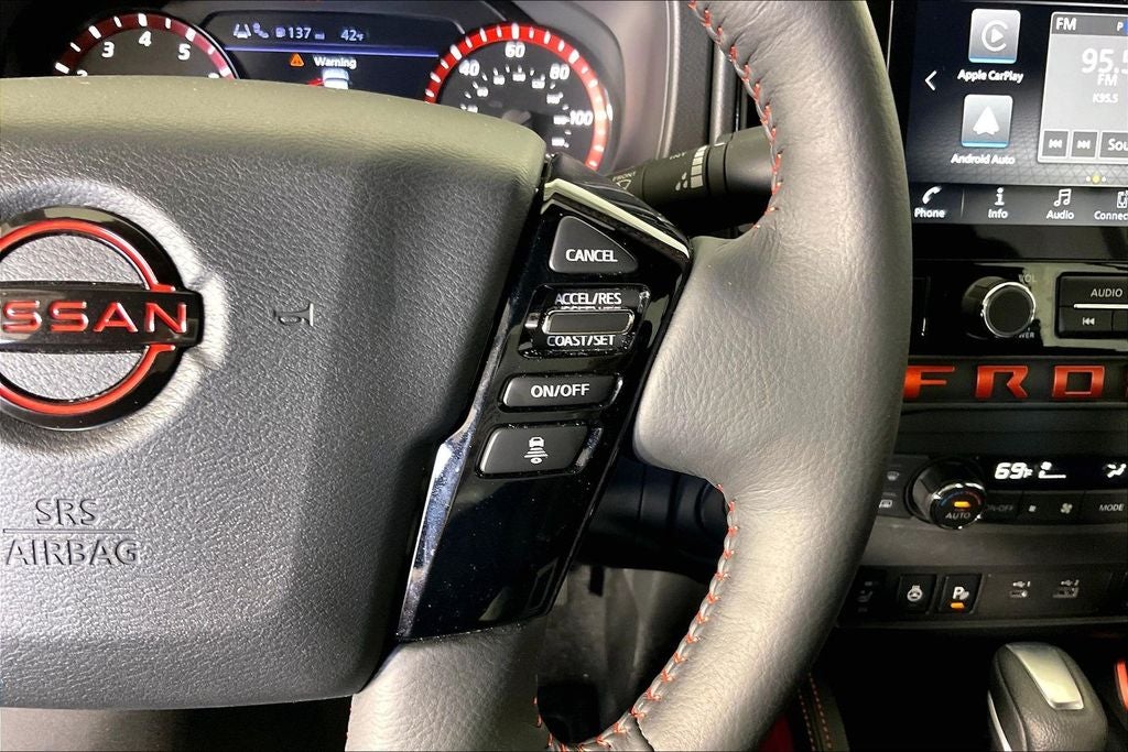 2025 Nissan Frontier Crew Cab PRO-X®