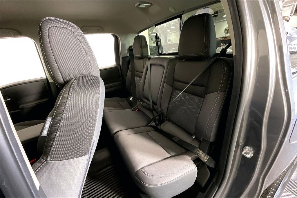 2026 Nissan Frontier Crew Cab SV