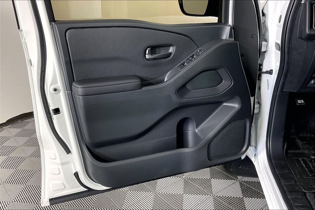 2026 Nissan Frontier Crew Cab S