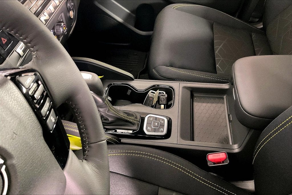 2027 Nissan Frontier Crew Cab SV