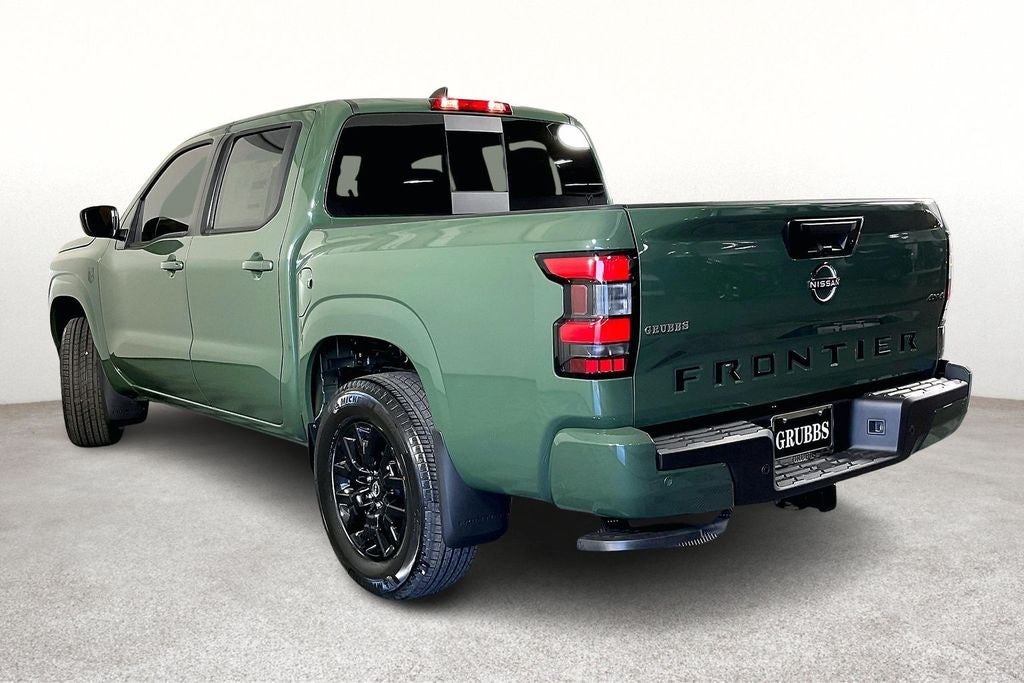 2026 Nissan Frontier Crew Cab SV