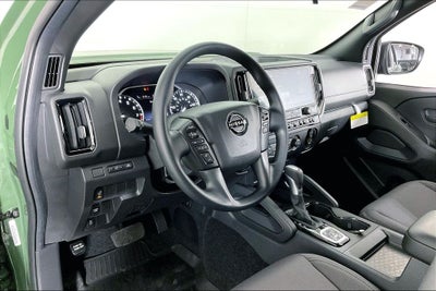 2026 Nissan Frontier Crew Cab SV